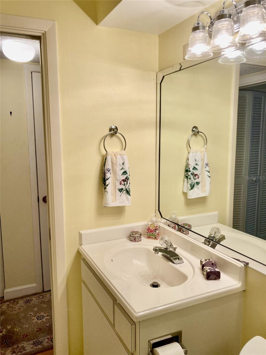 331 Barcelona Dr #331 Property Photo 25
