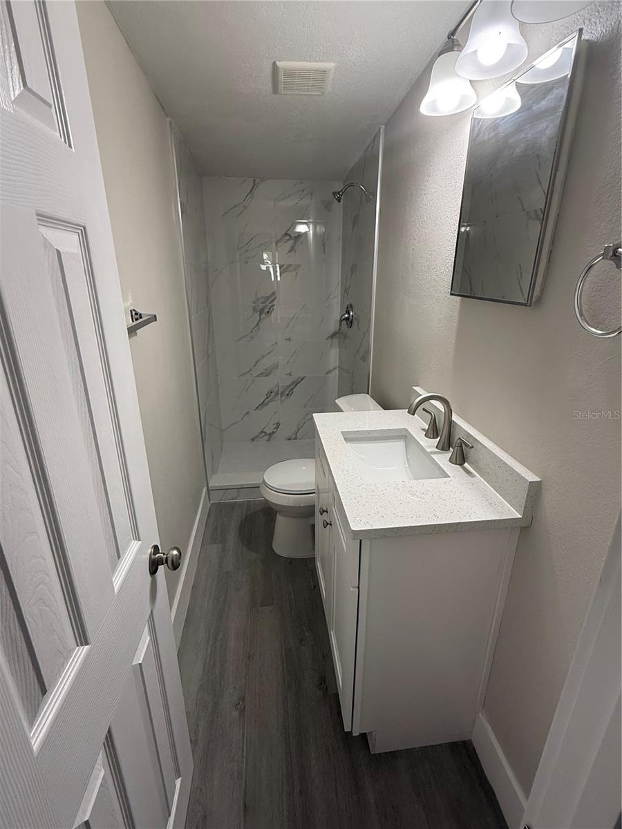 5612 Larimer Dr Property Photo 4