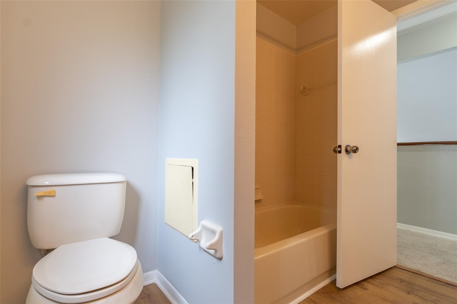 4308 Kipling Ave Property Photo 10