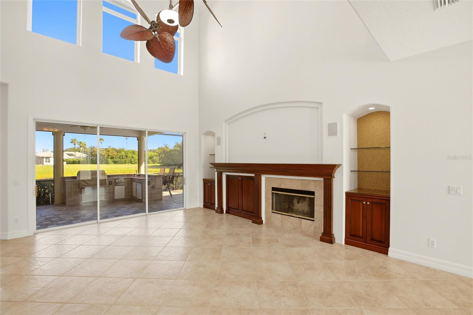 8417 Lone Eagle Way Property Photo 7
