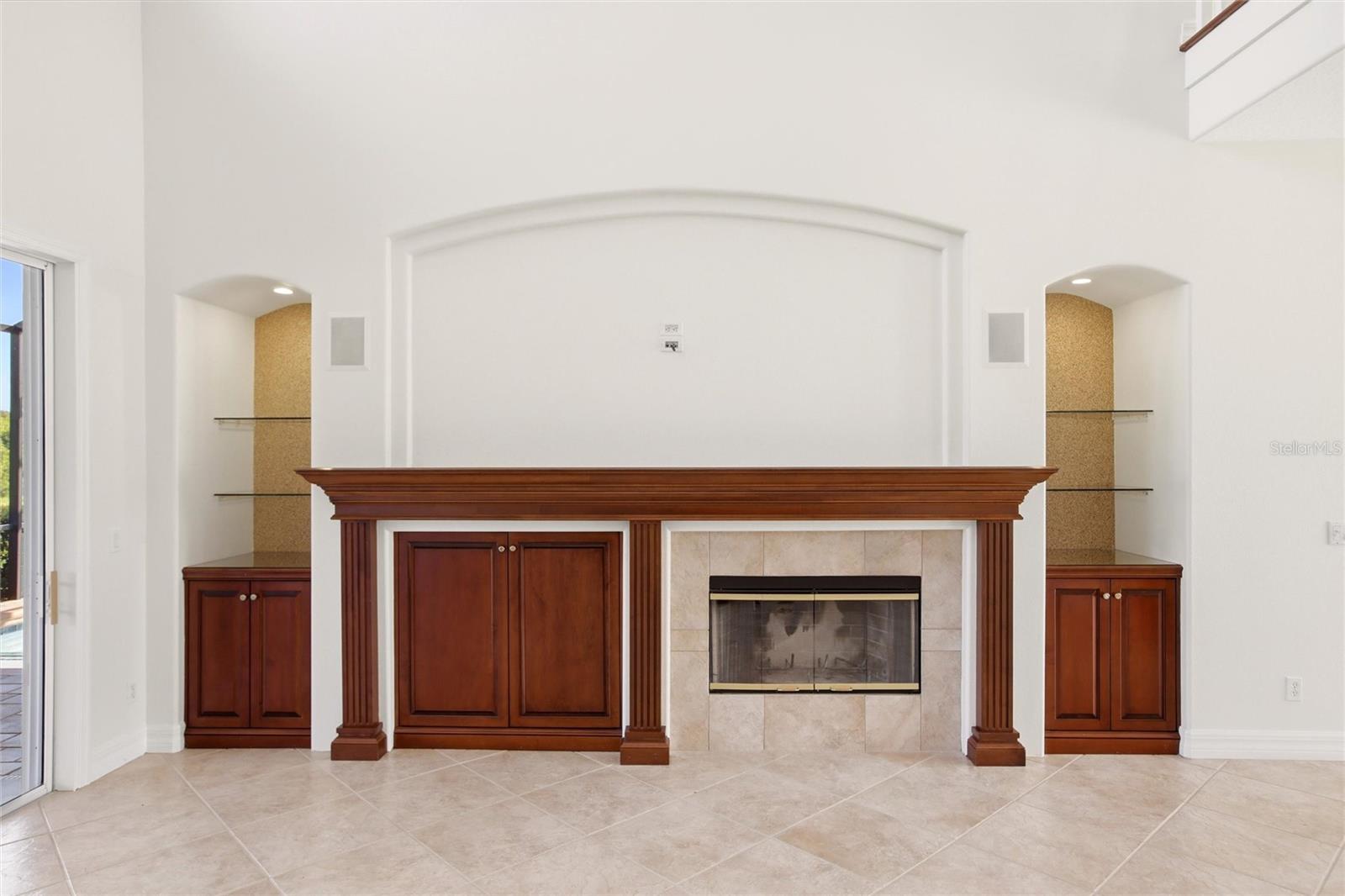 8417 Lone Eagle Way Property Photo 9