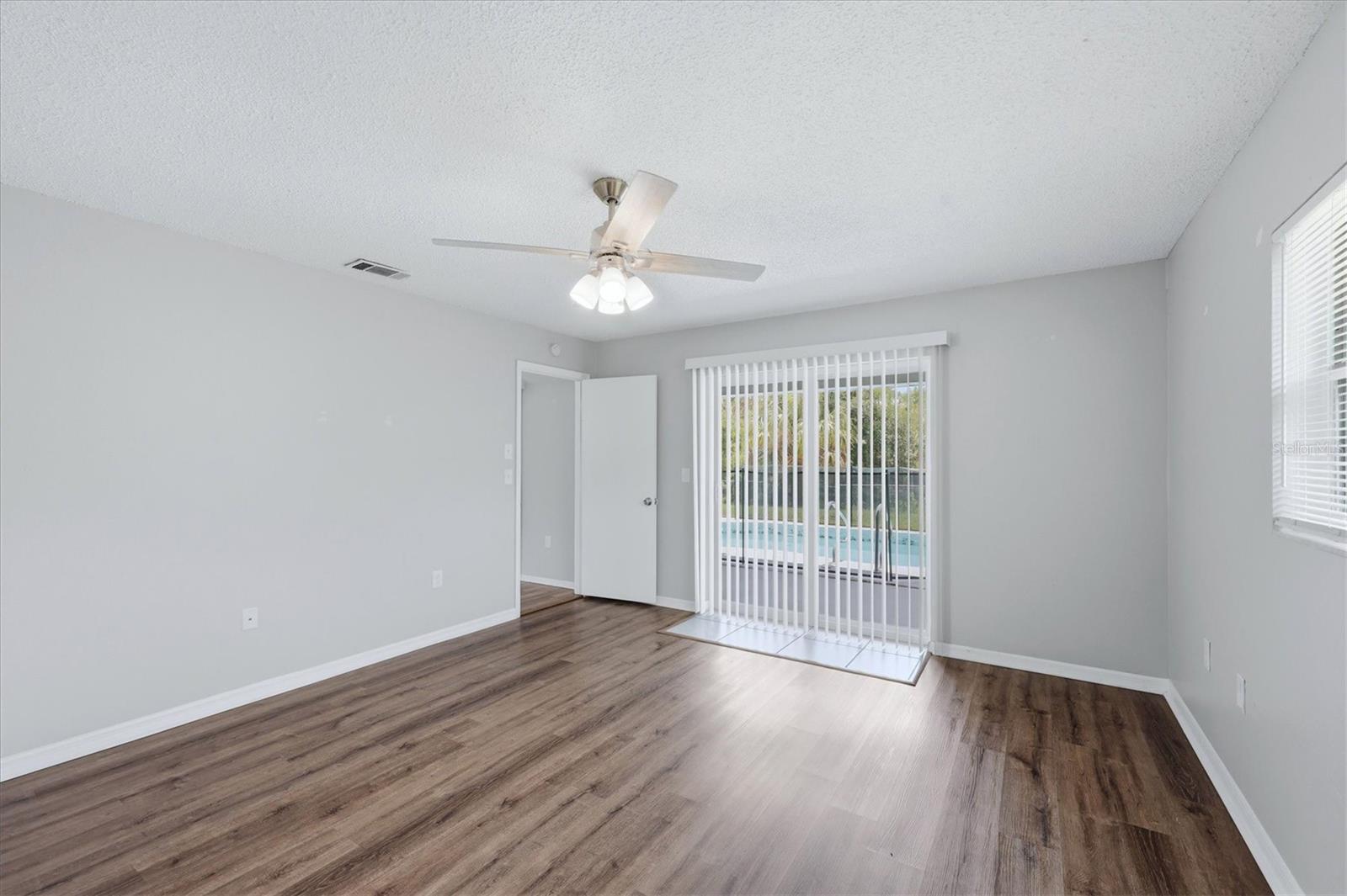 4850 Brickell Dr Property Photo 20