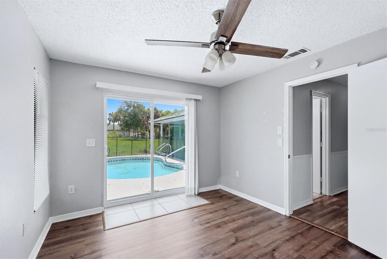 4850 Brickell Dr Property Photo 24