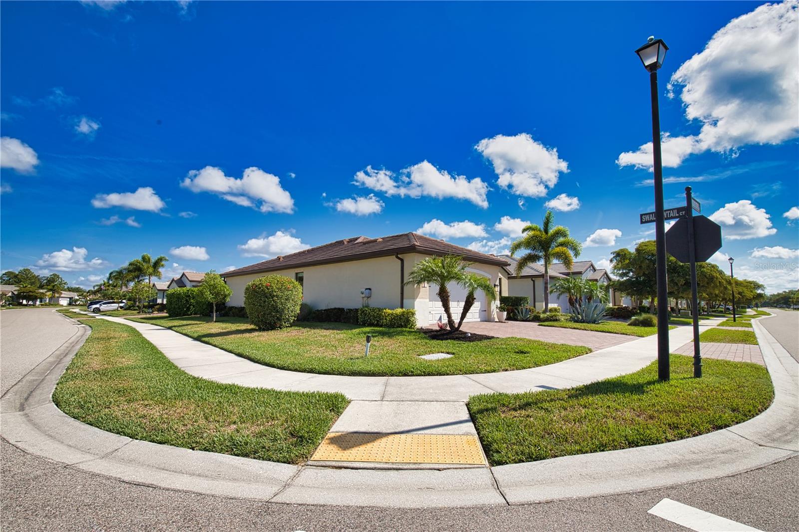 12064 Blazing Star Dr Property Photo 4