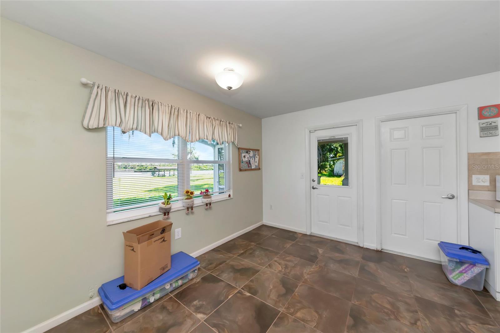 11903 Upper Manatee River Rd Property Photo 9