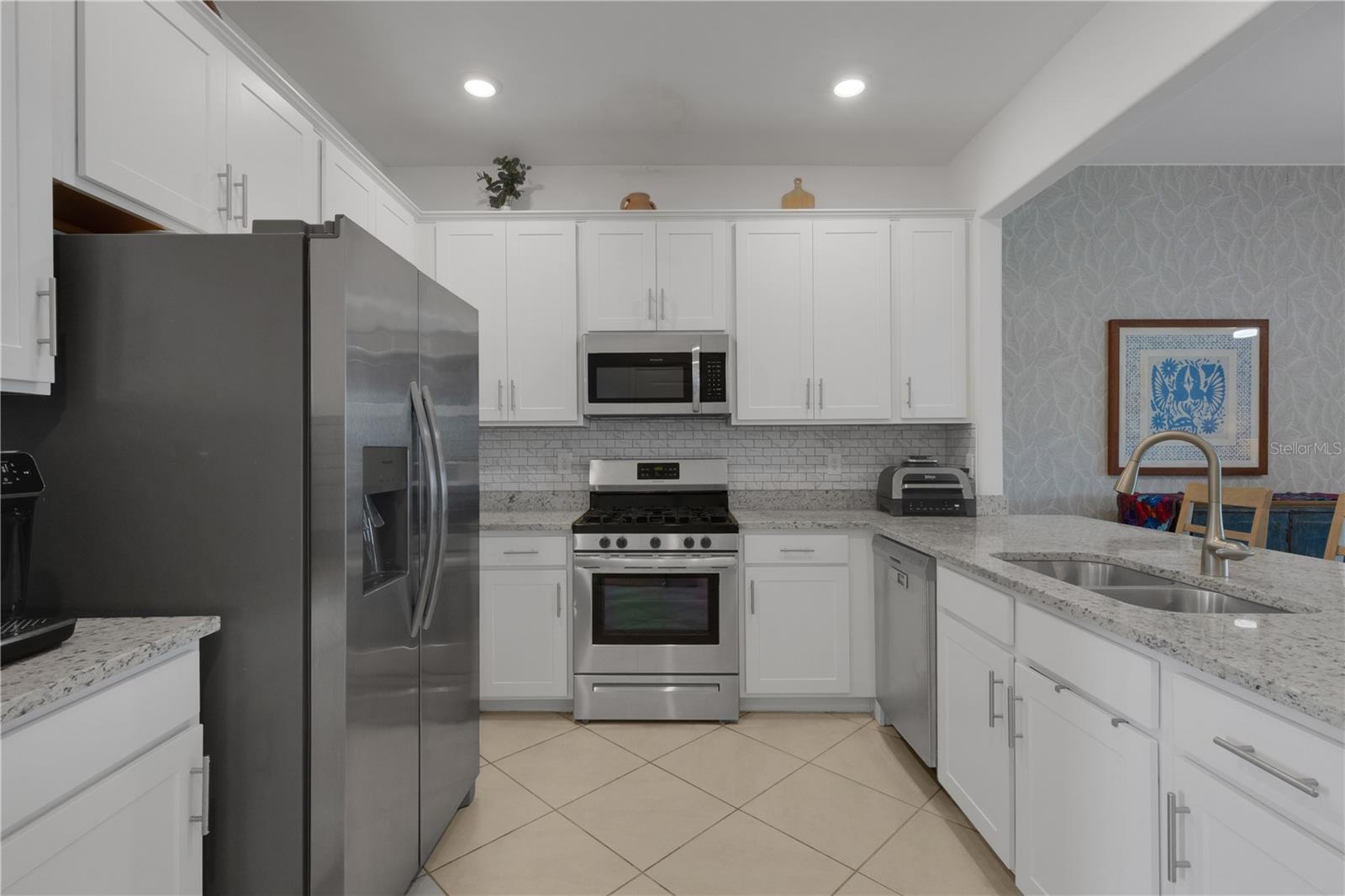 15227 Sunny Day Dr Property Photo 5