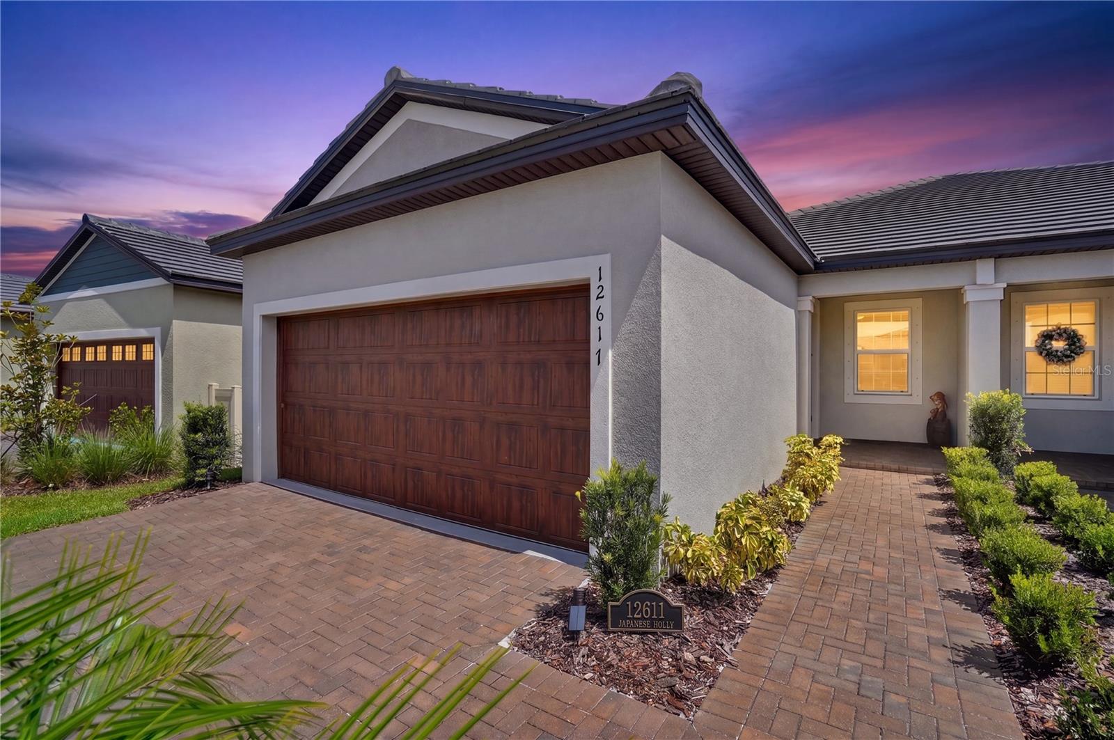 12617 Lily Quartz Loop Property Photo 2