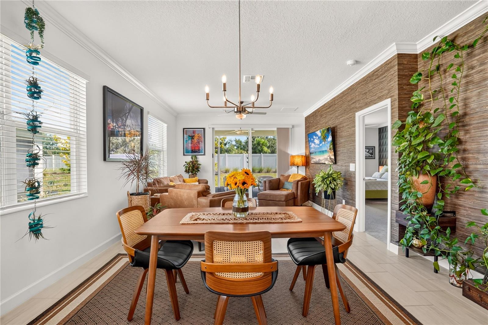 12617 Lily Quartz Loop Property Photo 4