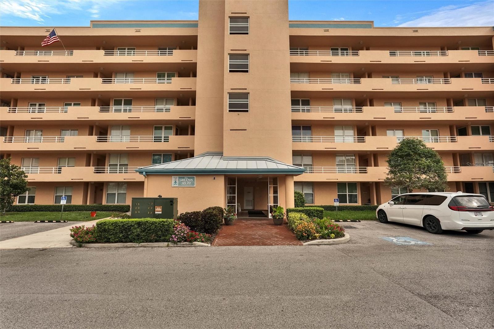 4570 PINEBROOK CIRCLE CIR #404 Property Photo 1