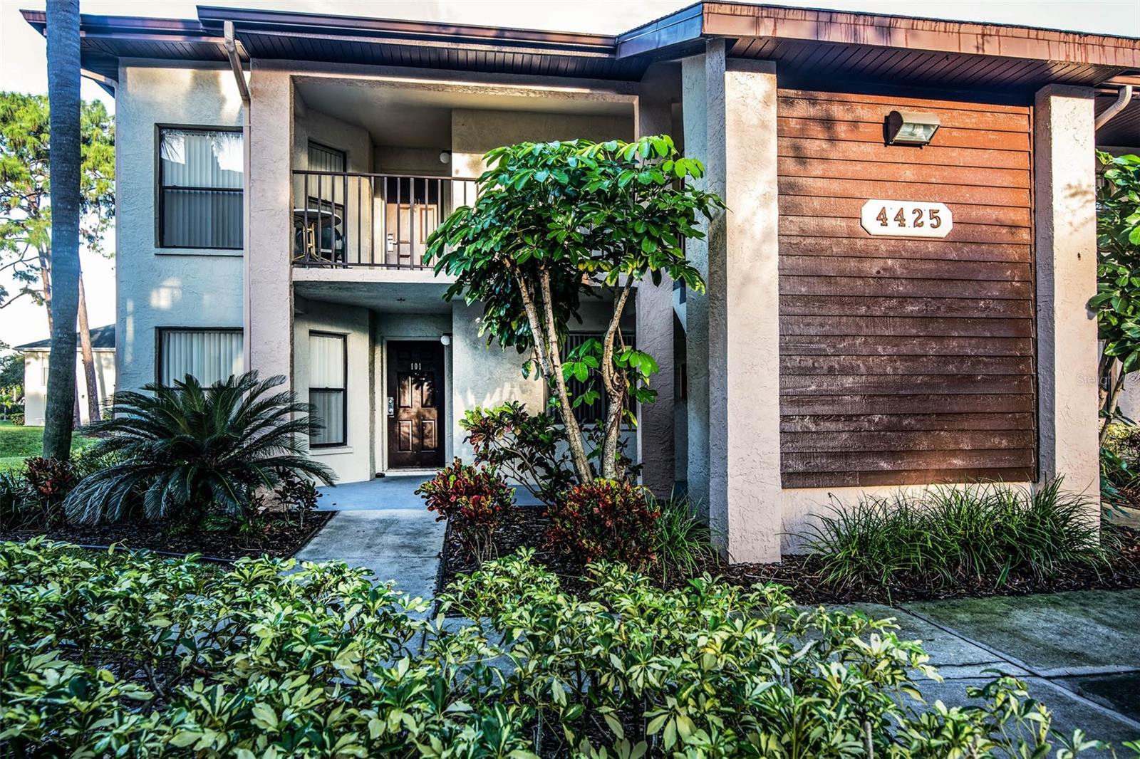 4425 45th Ave W #101 Property Photo 1