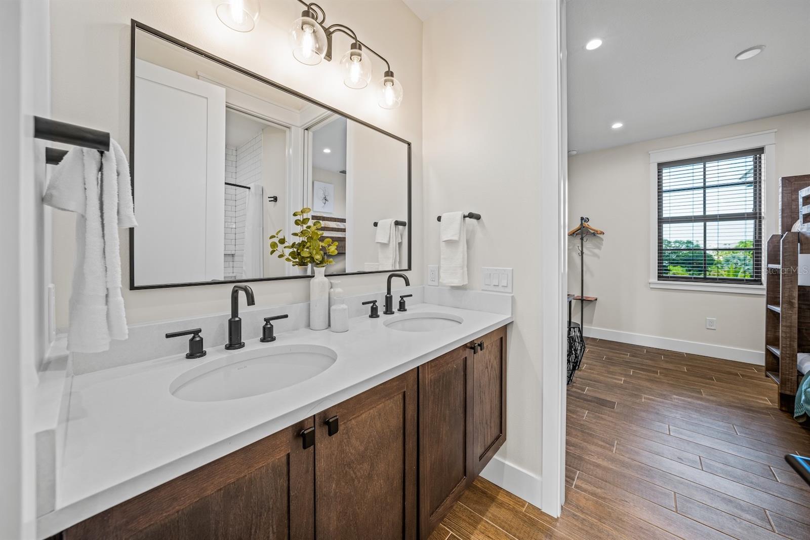 A4694972 Property Photo 30