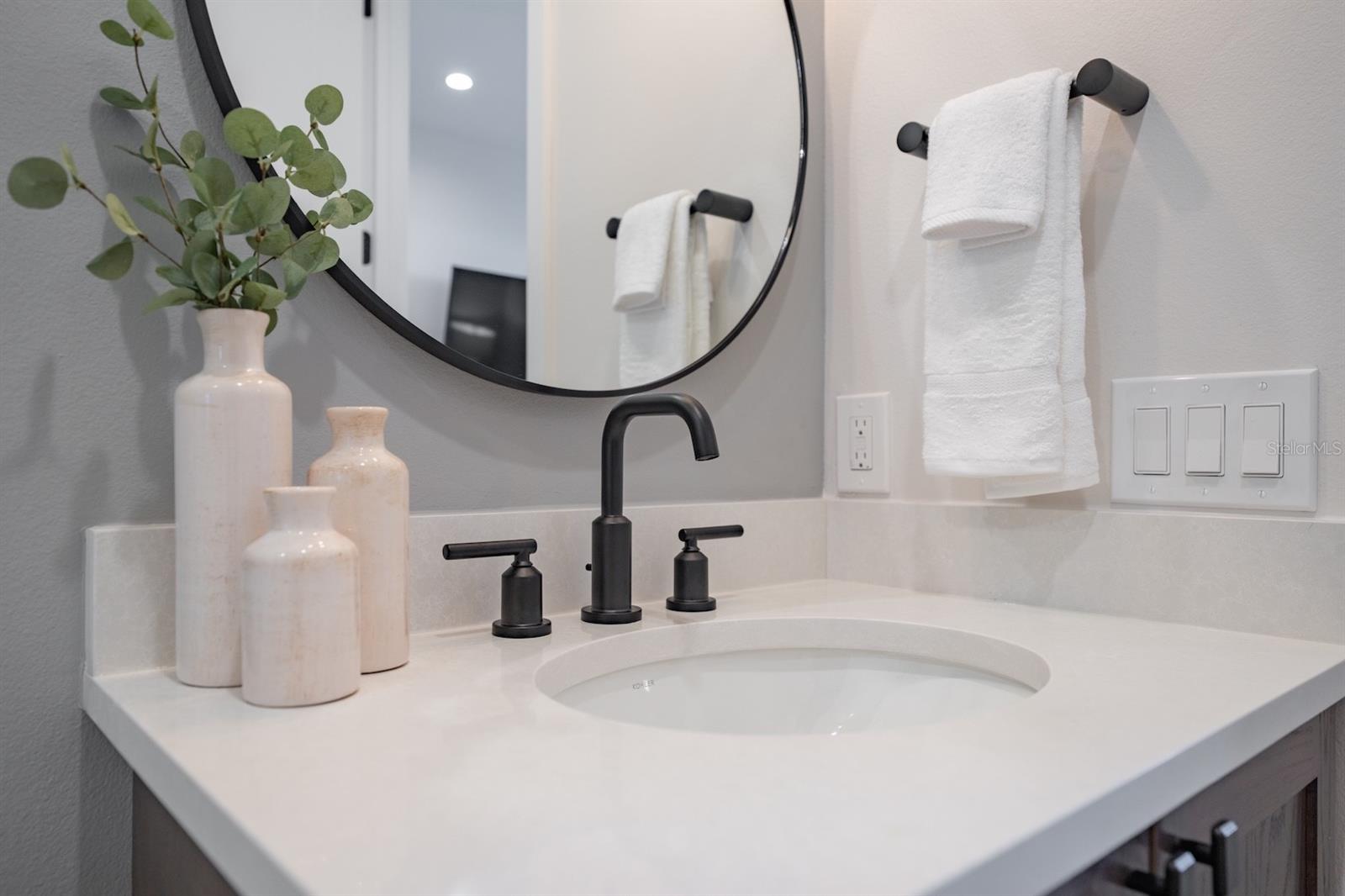 A4694972 Property Photo 45