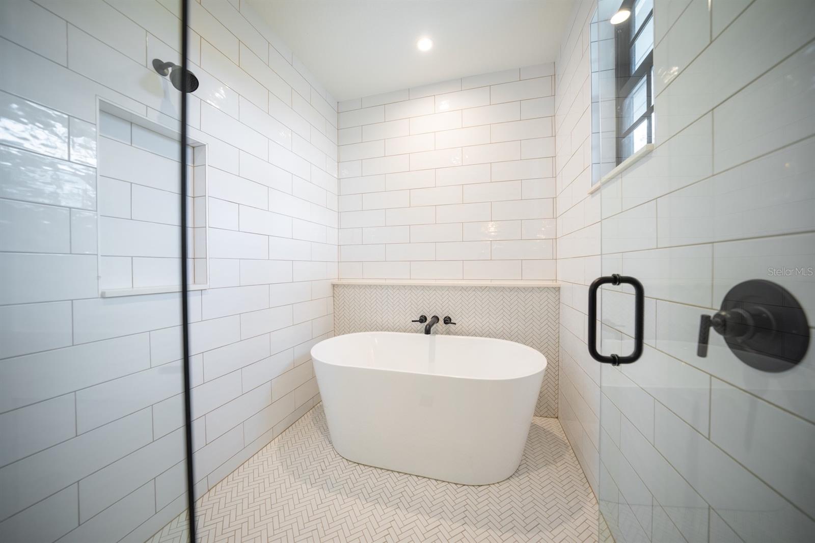 A4694972 Property Photo 54