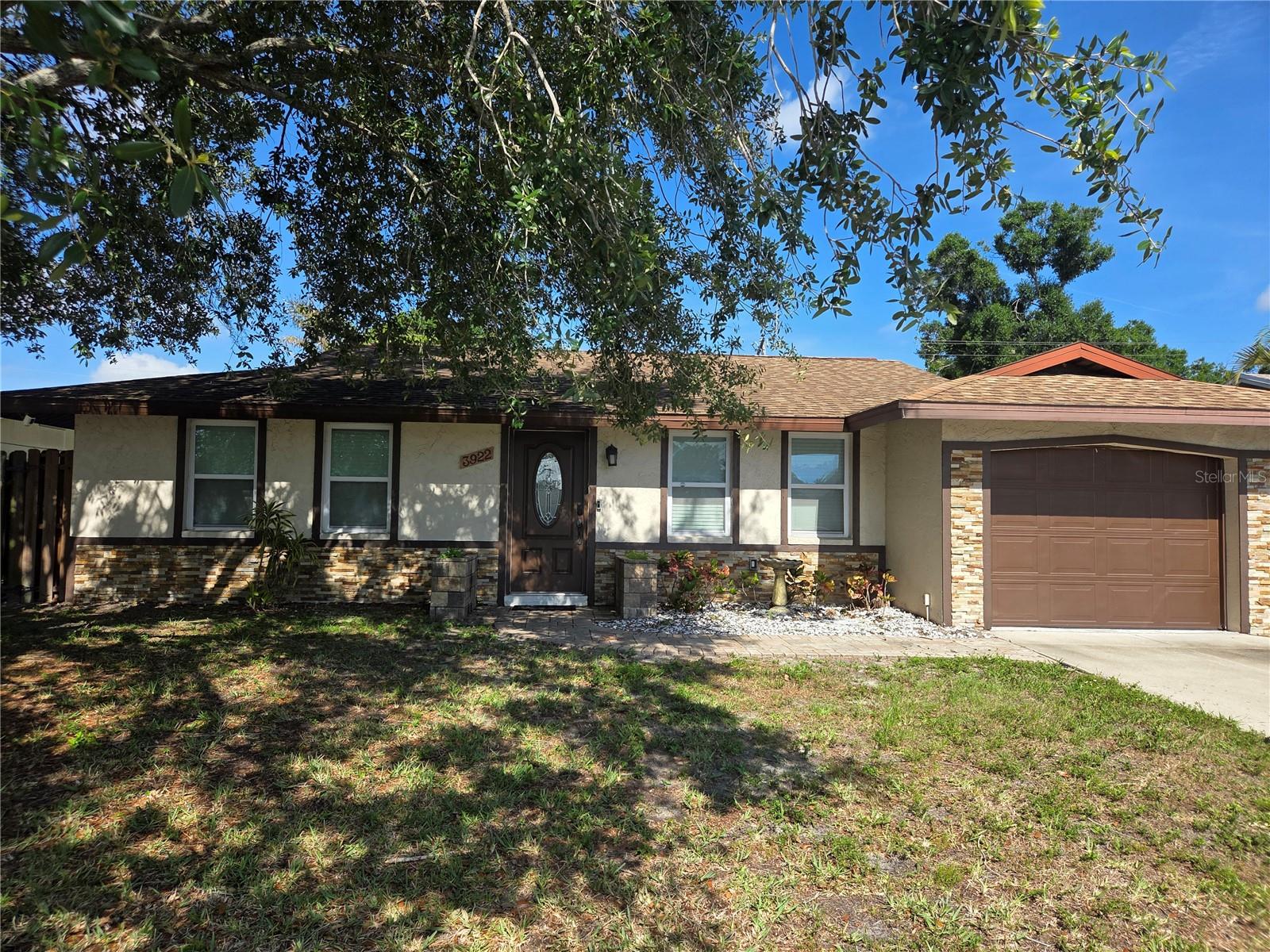 3922 Cochise Ter, Property Photo 1