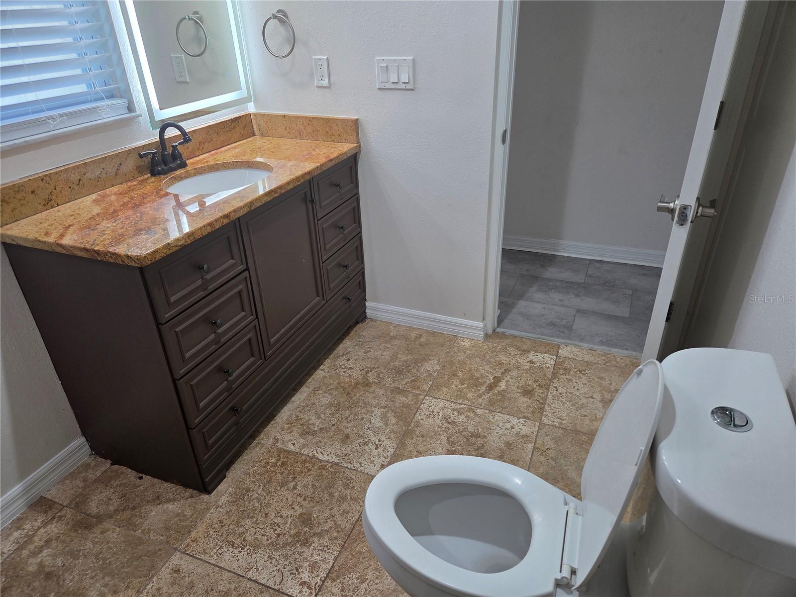 3922 Cochise Ter, Property Photo 13