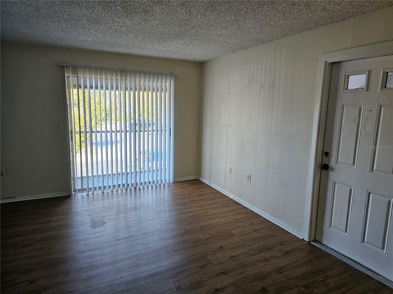 5400 26th St W #e80 Property Photo 2
