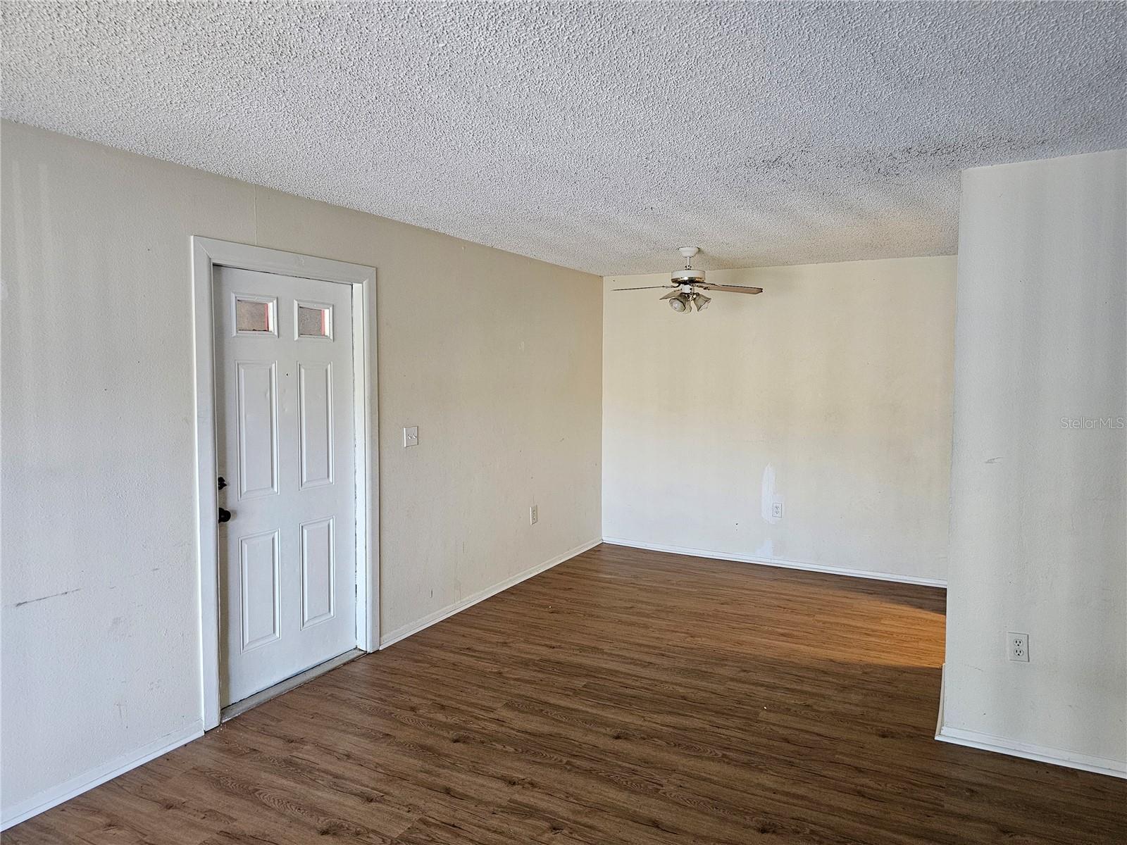 5400 26th St W #e80 Property Photo 3