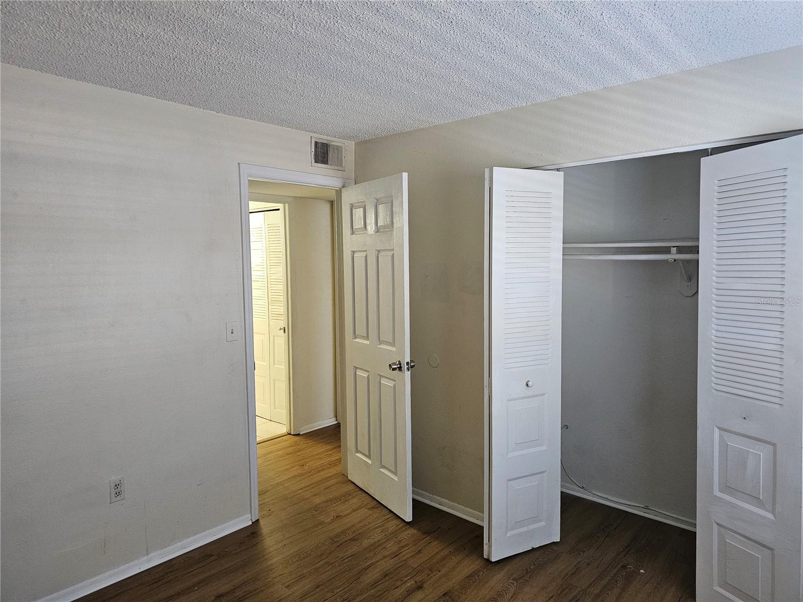5400 26th St W #e80 Property Photo 7