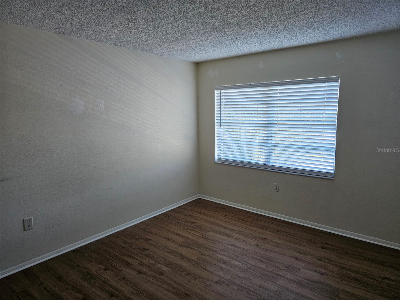 5400 26th St W #e80 Property Photo 8