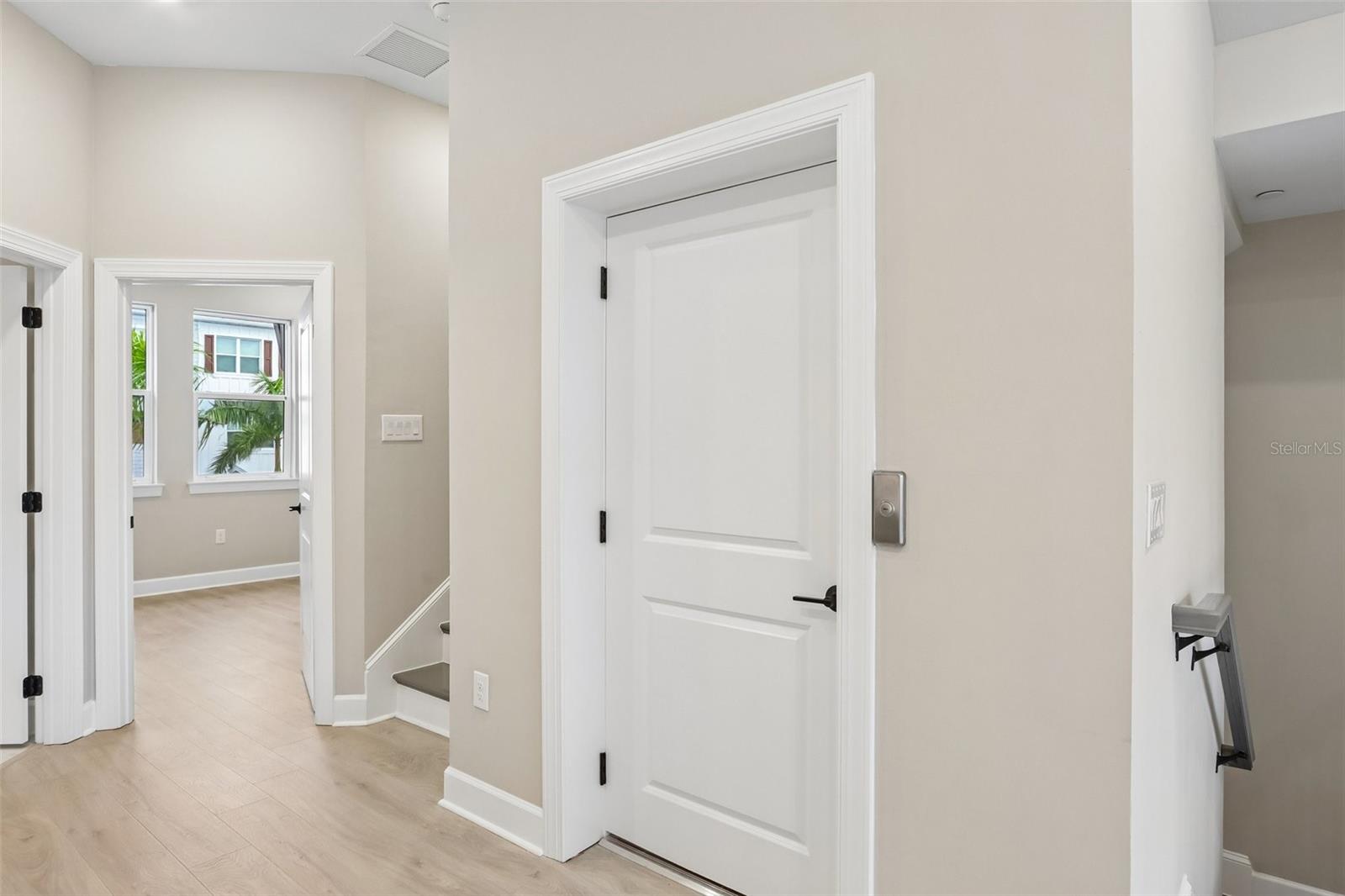 1617 Sea Haven Dr #504 Property Photo 9
