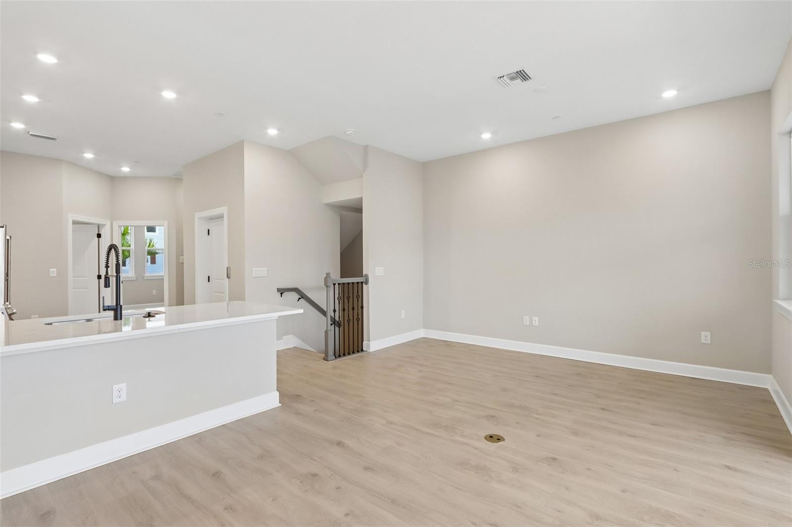 1617 Sea Haven Dr #504 Property Photo 11