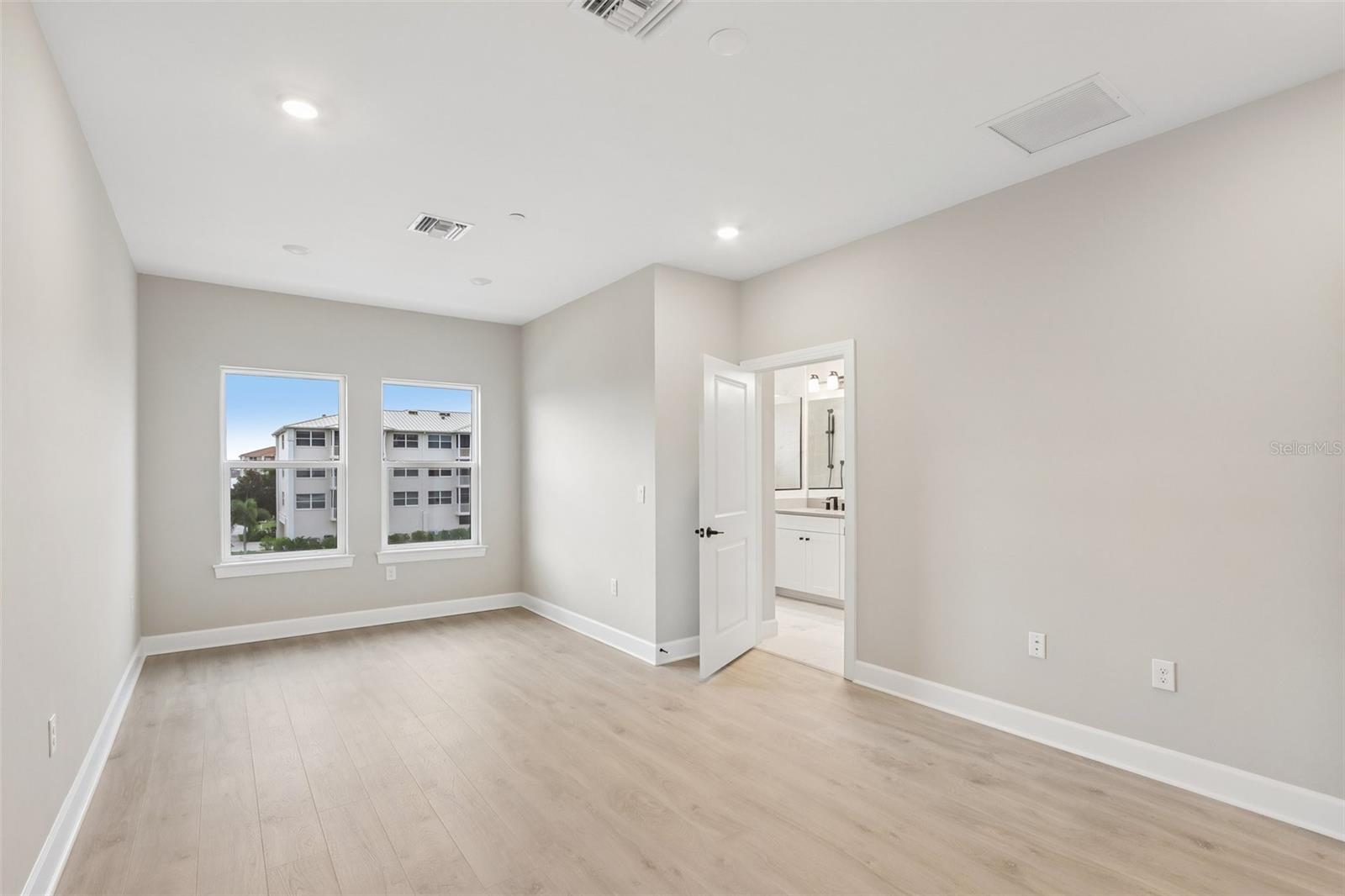 1617 Sea Haven Dr #504 Property Photo 14