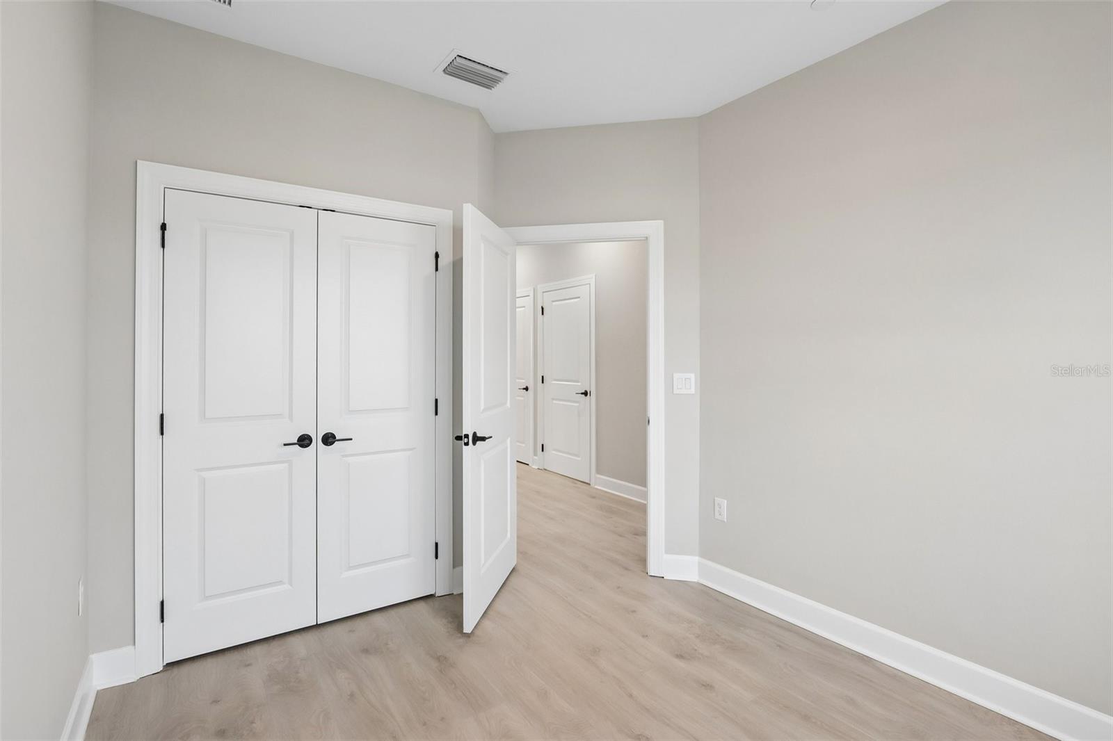 1617 Sea Haven Dr #504 Property Photo 23