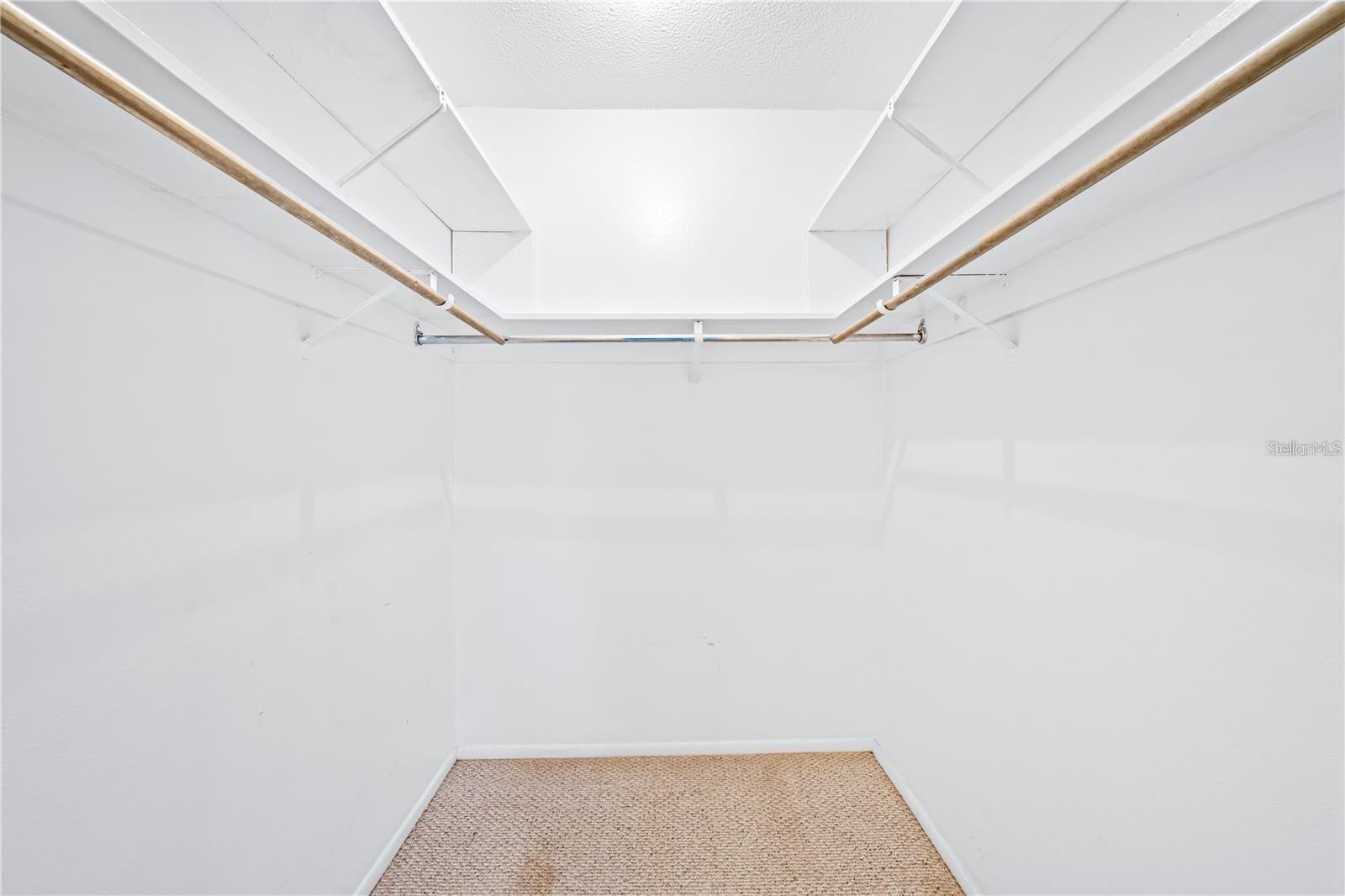 5440 Riverbluff Cir #87 Property Photo 21
