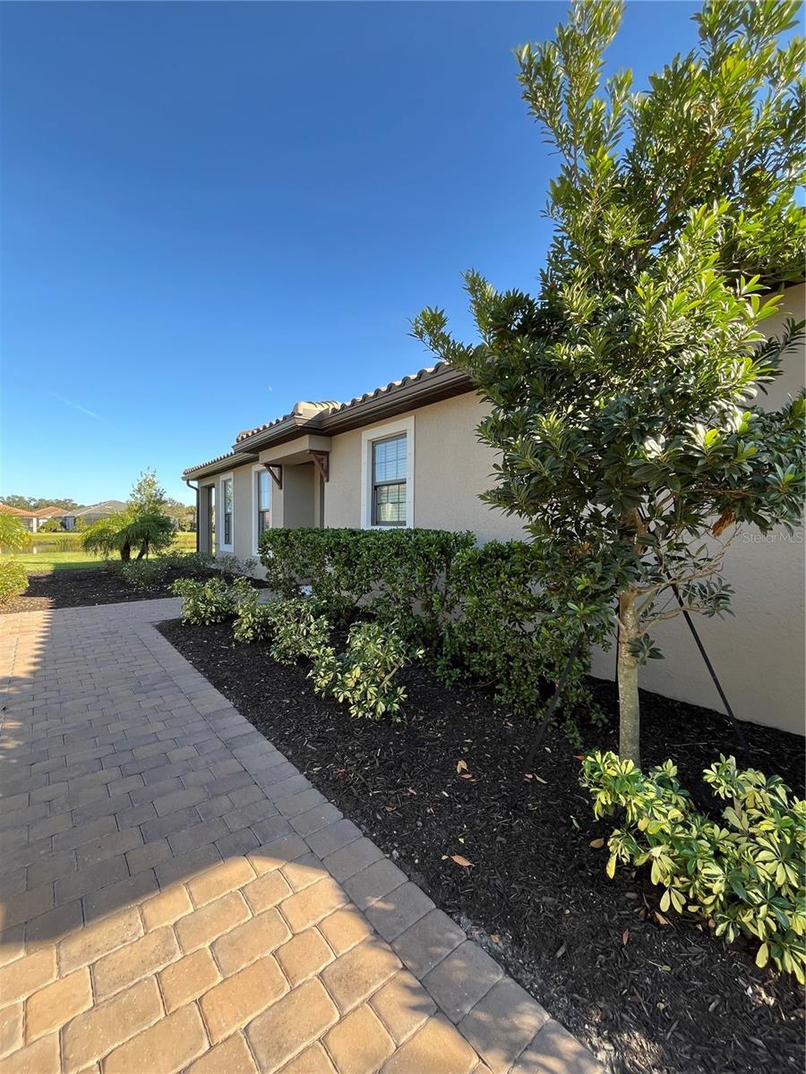 10433 Morning Mist Ln Property Photo 35