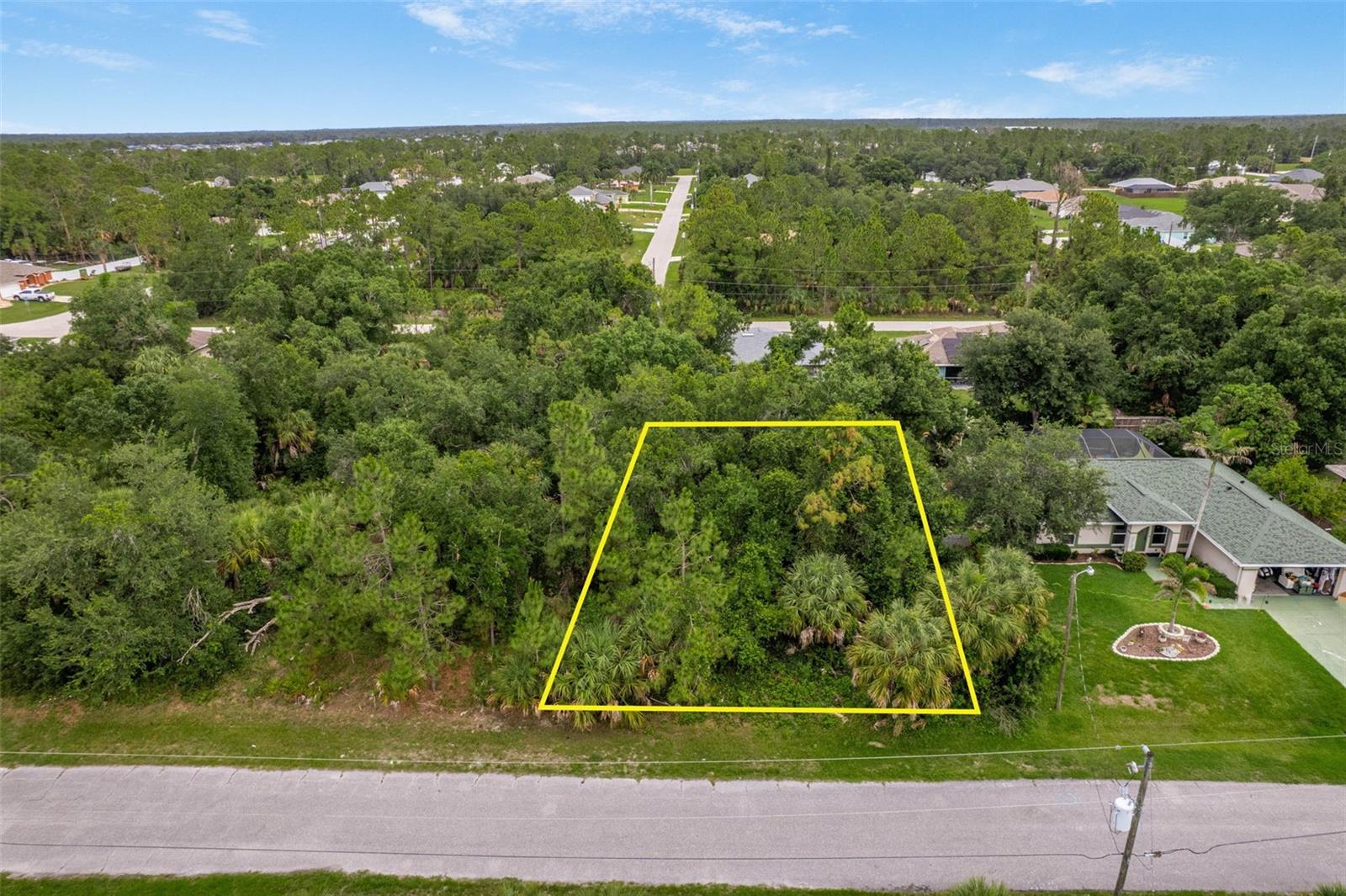Van Leer Ave Property Photo 4