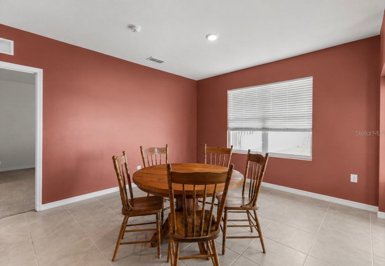 3637 Diving Dove Ln Property Photo 10