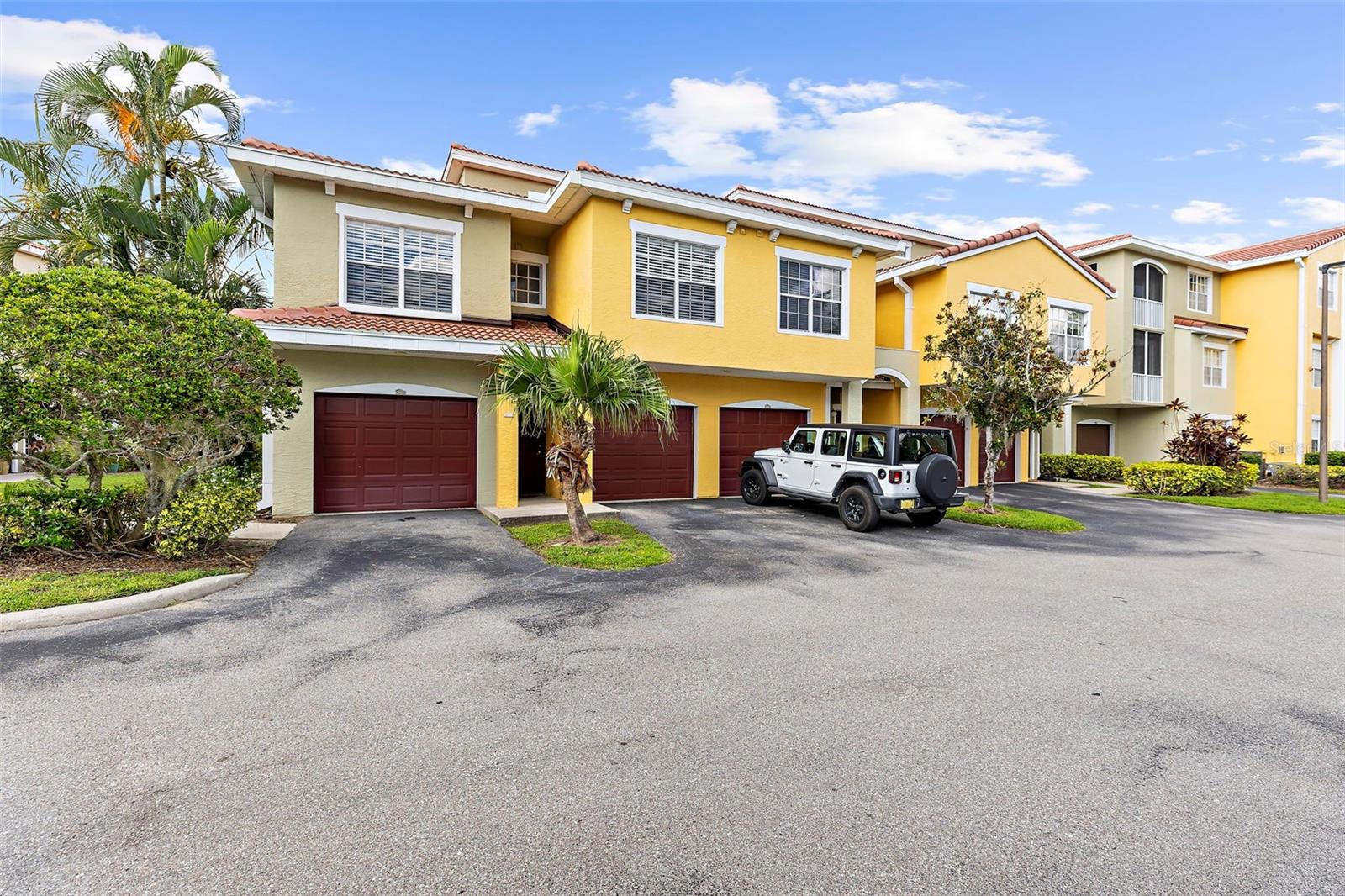 5601 Bentgrass Dr #102 Property Photo 3