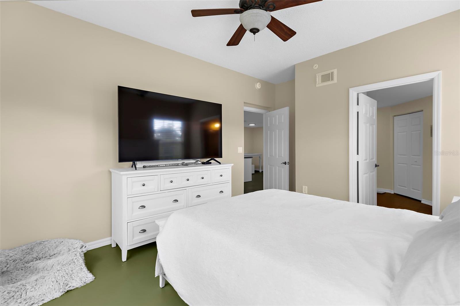 5601 Bentgrass Dr #102 Property Photo 24