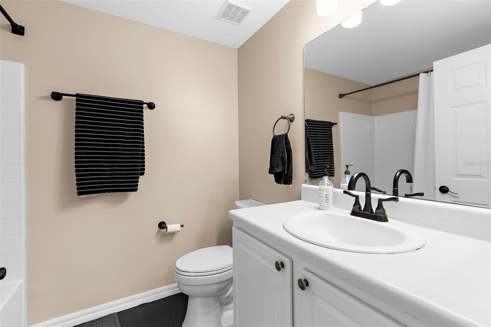 5601 Bentgrass Dr #102 Property Photo 31