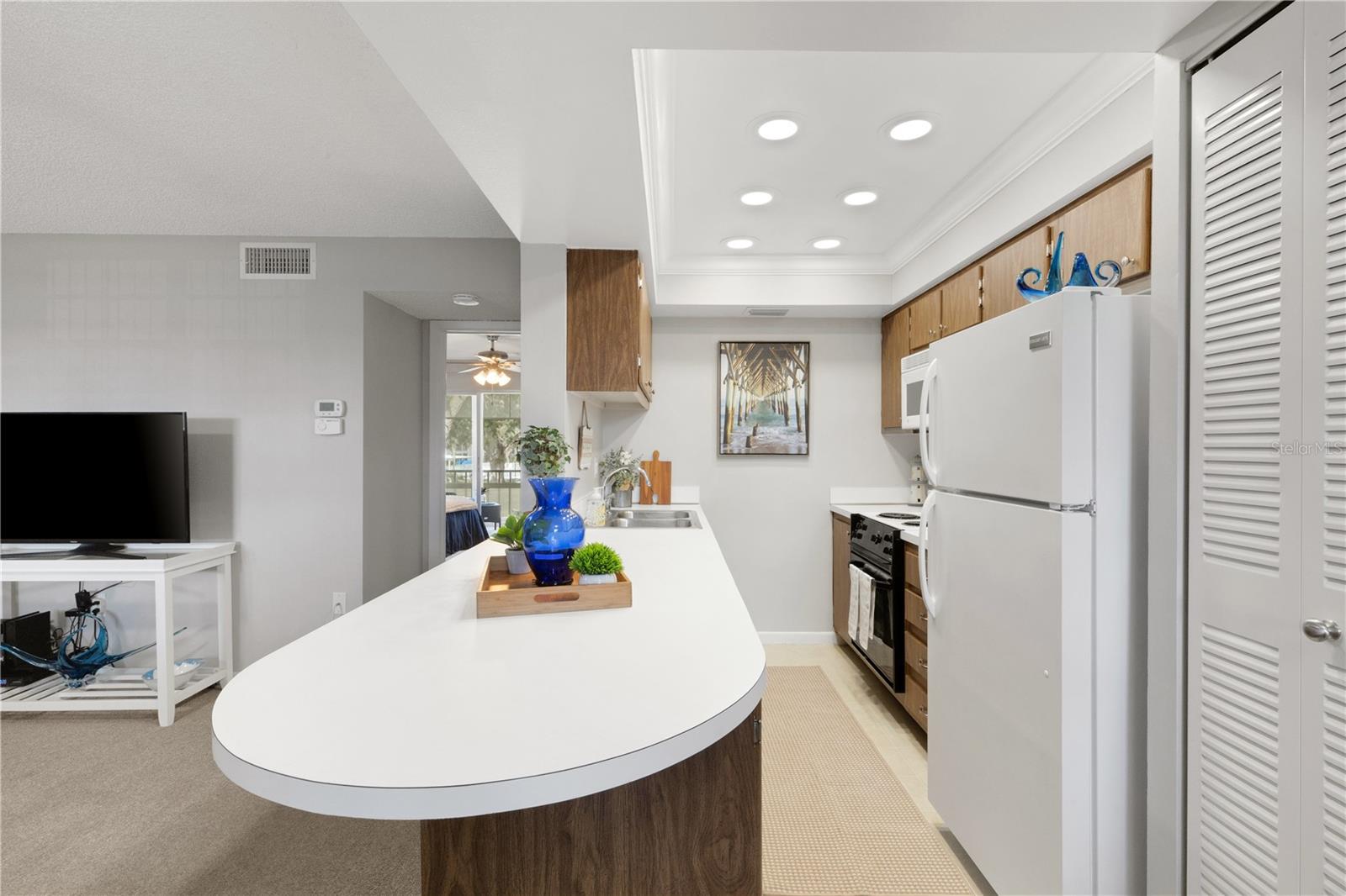 105 47th Avenue Dr W #376 Property Photo 12