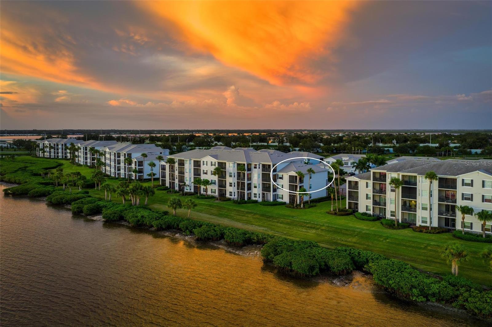 920 Tidewater Shores Loop #301 Property Photo 50