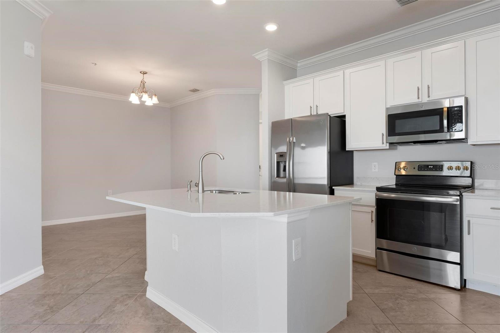920 Tidewater Shores Loop #301 Property Photo 53
