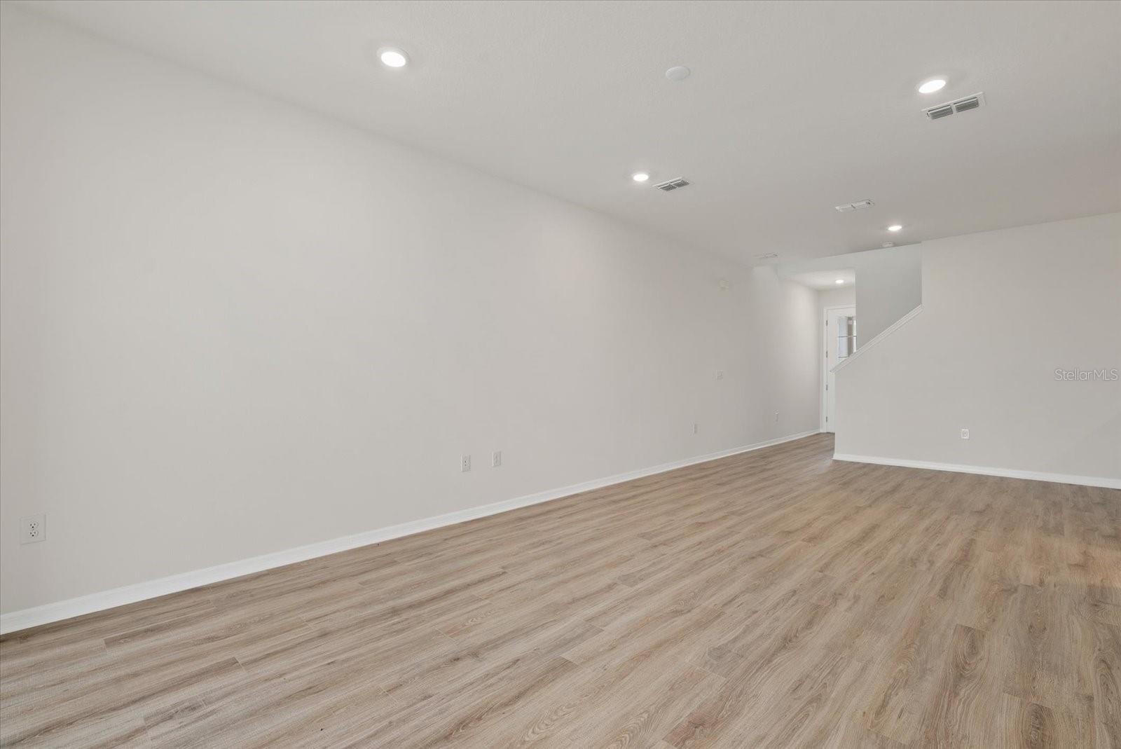 7566 Sea Oak Ct Property Photo 15