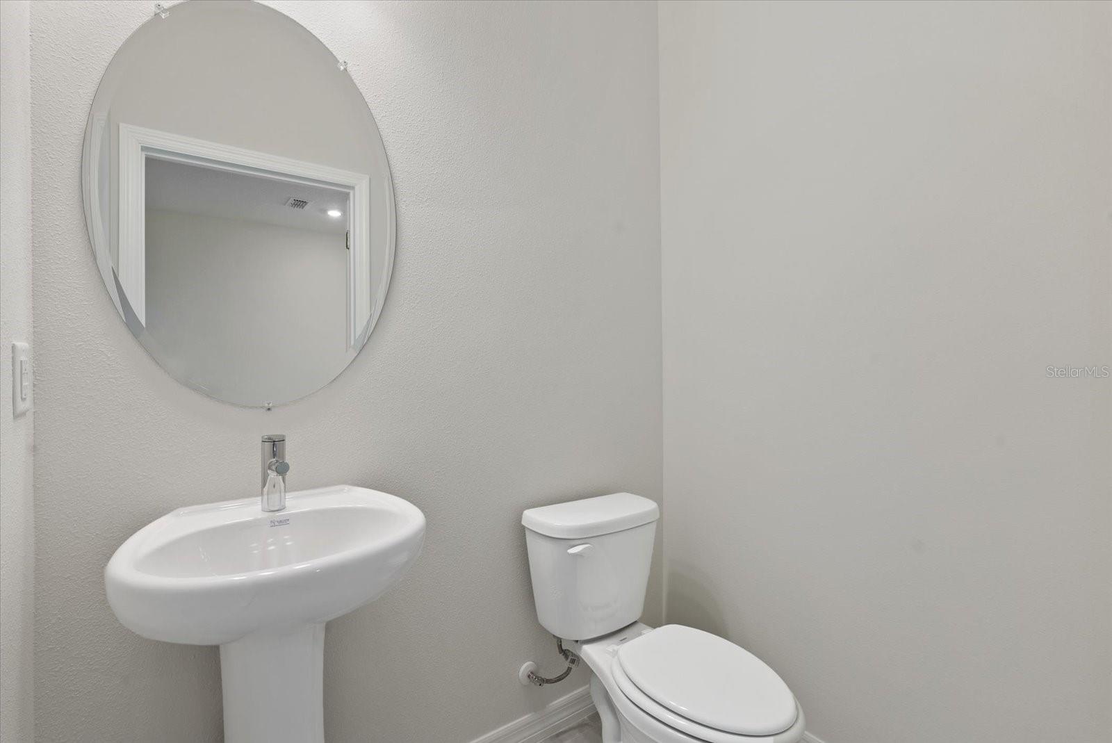 7566 Sea Oak Ct Property Photo 16