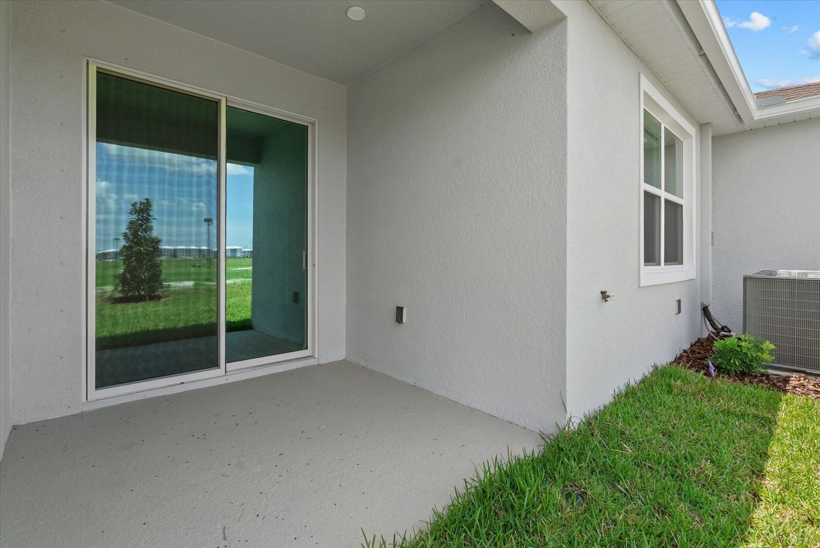 7566 Sea Oak Ct Property Photo 26
