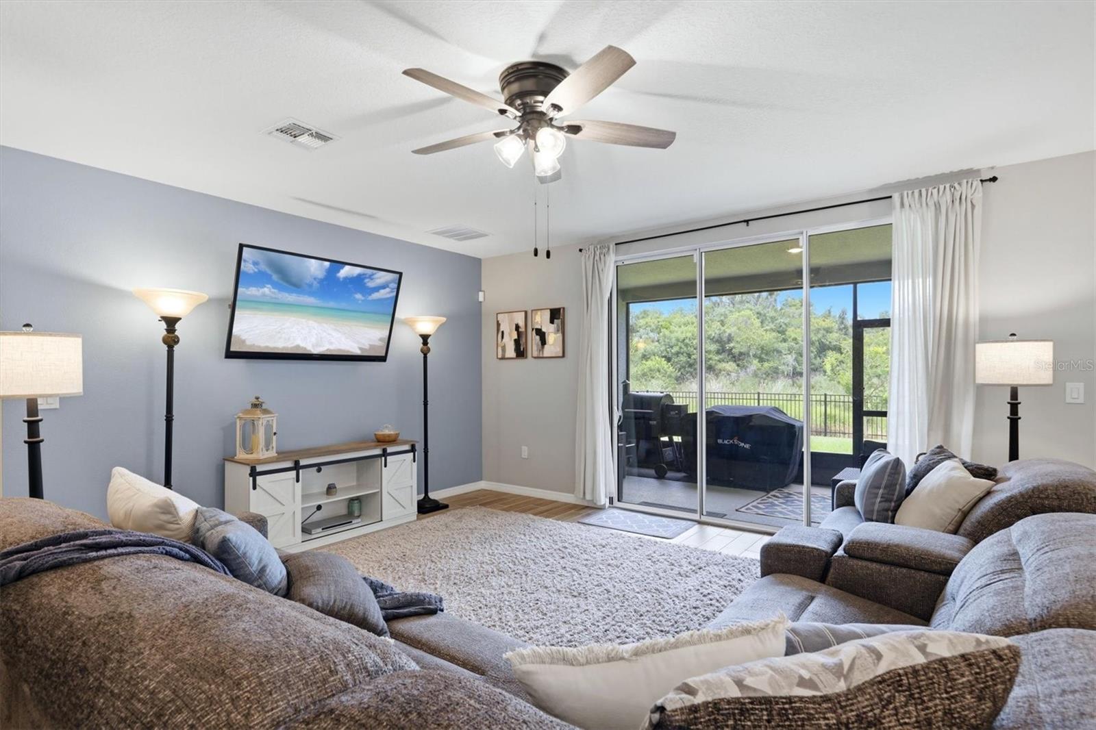 14026 Ginnie Springs Way Property Photo 5