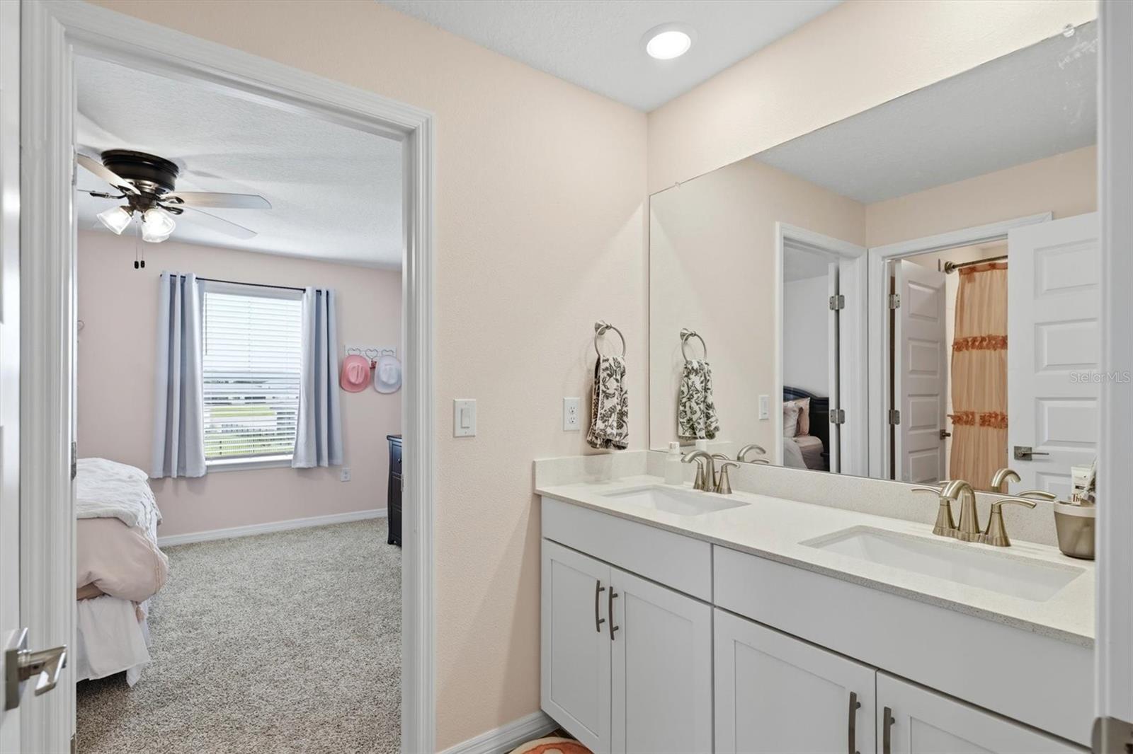 14026 Ginnie Springs Way Property Photo 33