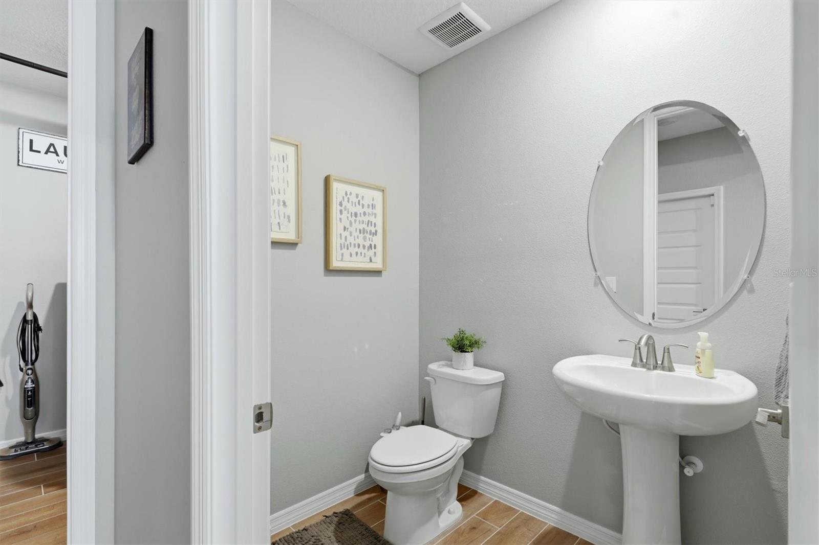 14026 Ginnie Springs Way Property Photo 45