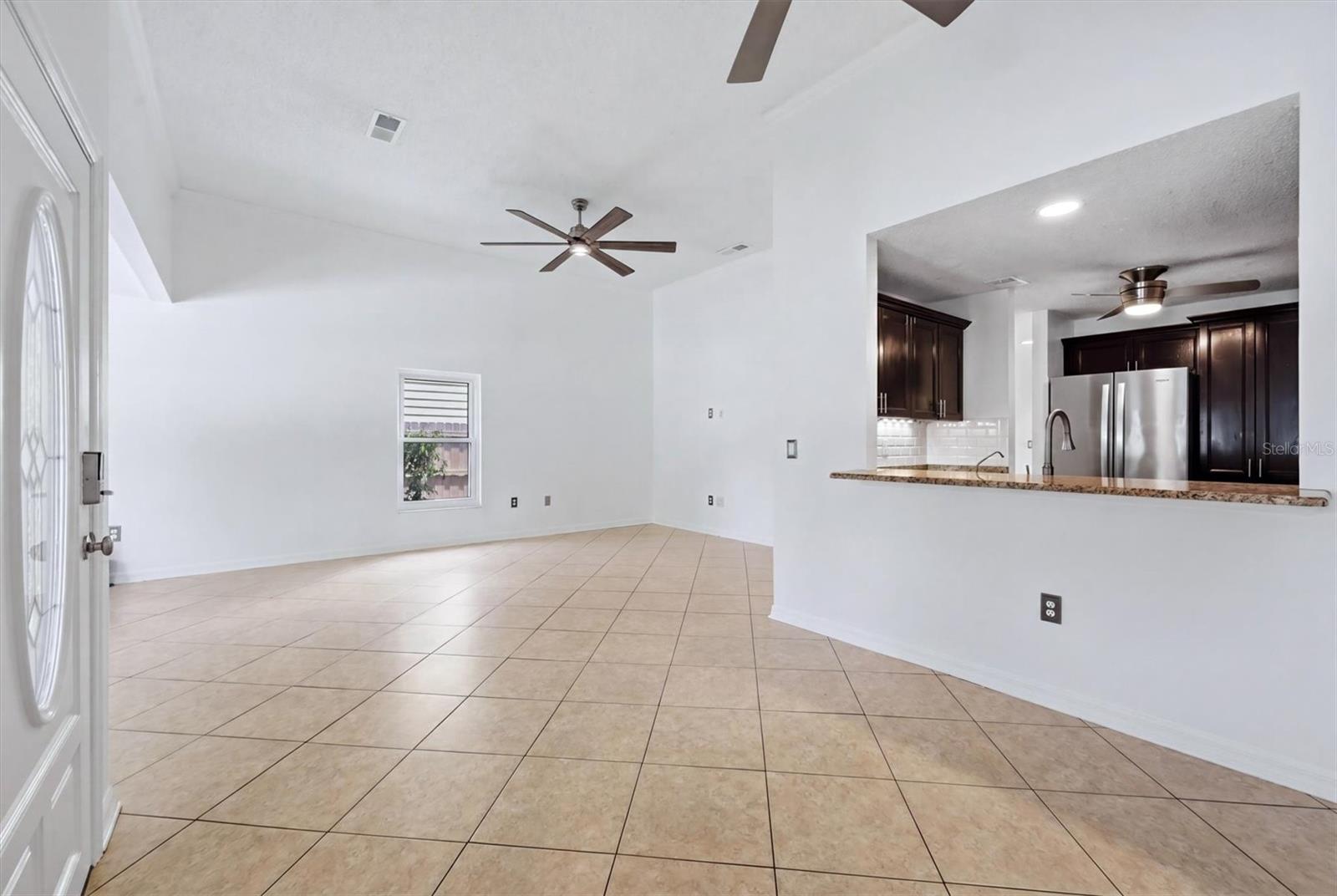 1649 8th St Property Photo 5