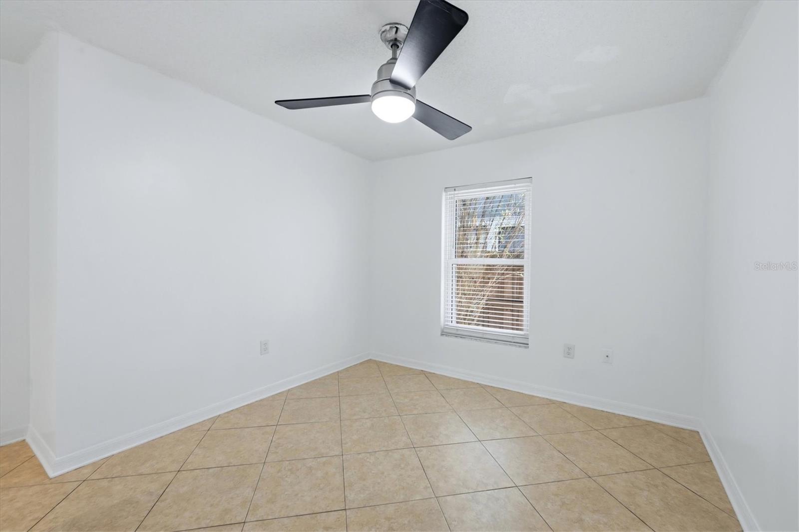 1649 8th St Property Photo 20