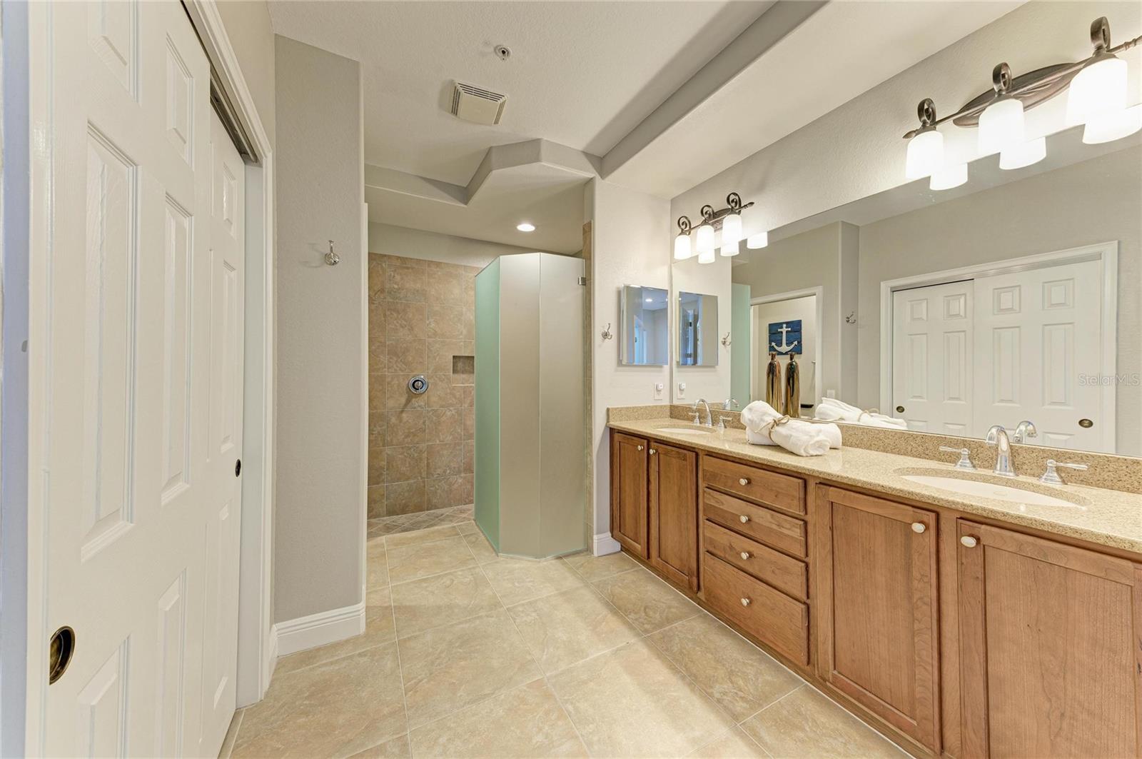 1121 Riverscape St #1121 Property Photo 28