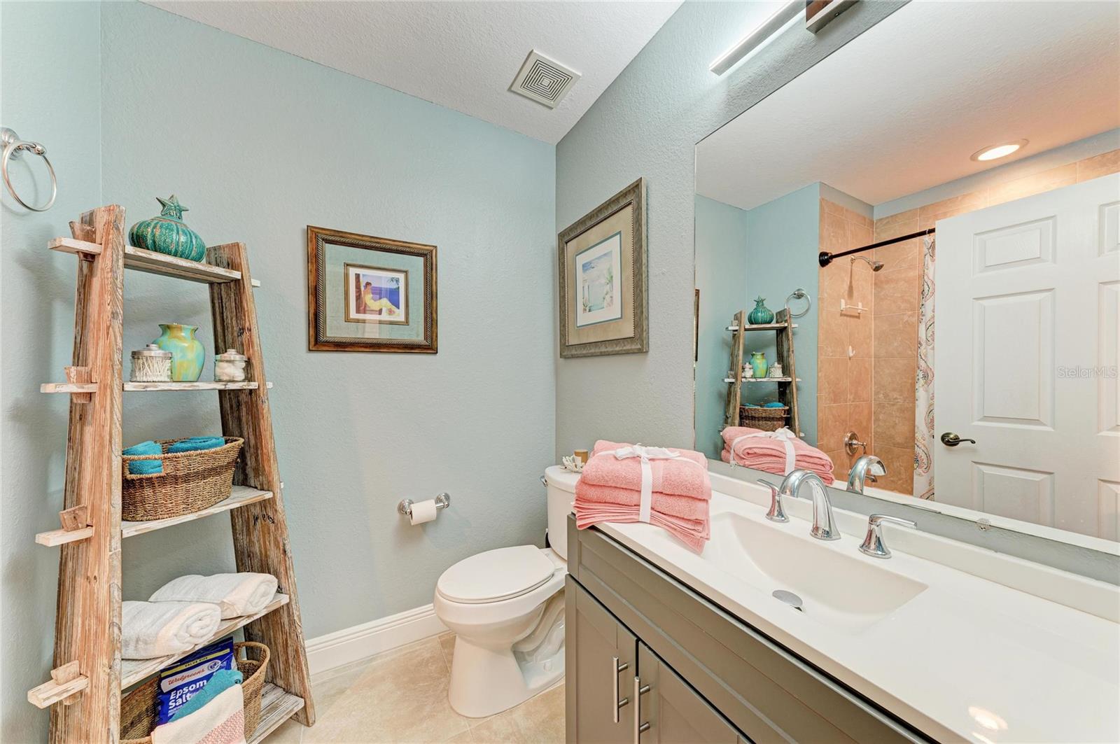 1121 Riverscape St #1121 Property Photo 36