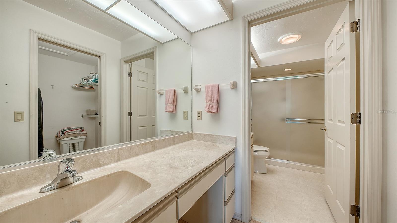 3374 W Chelmsford Ct #9 Property Photo 14
