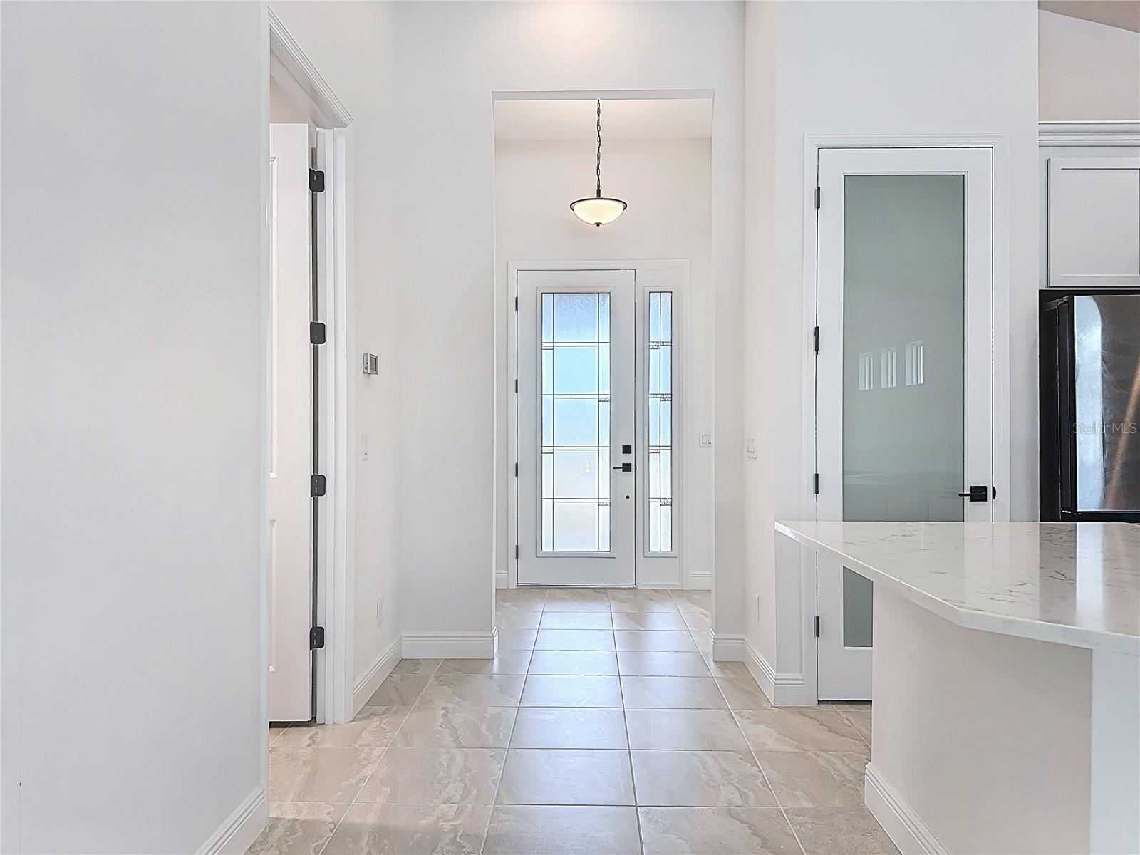 4214 Sea Marsh Pl Property Photo 3