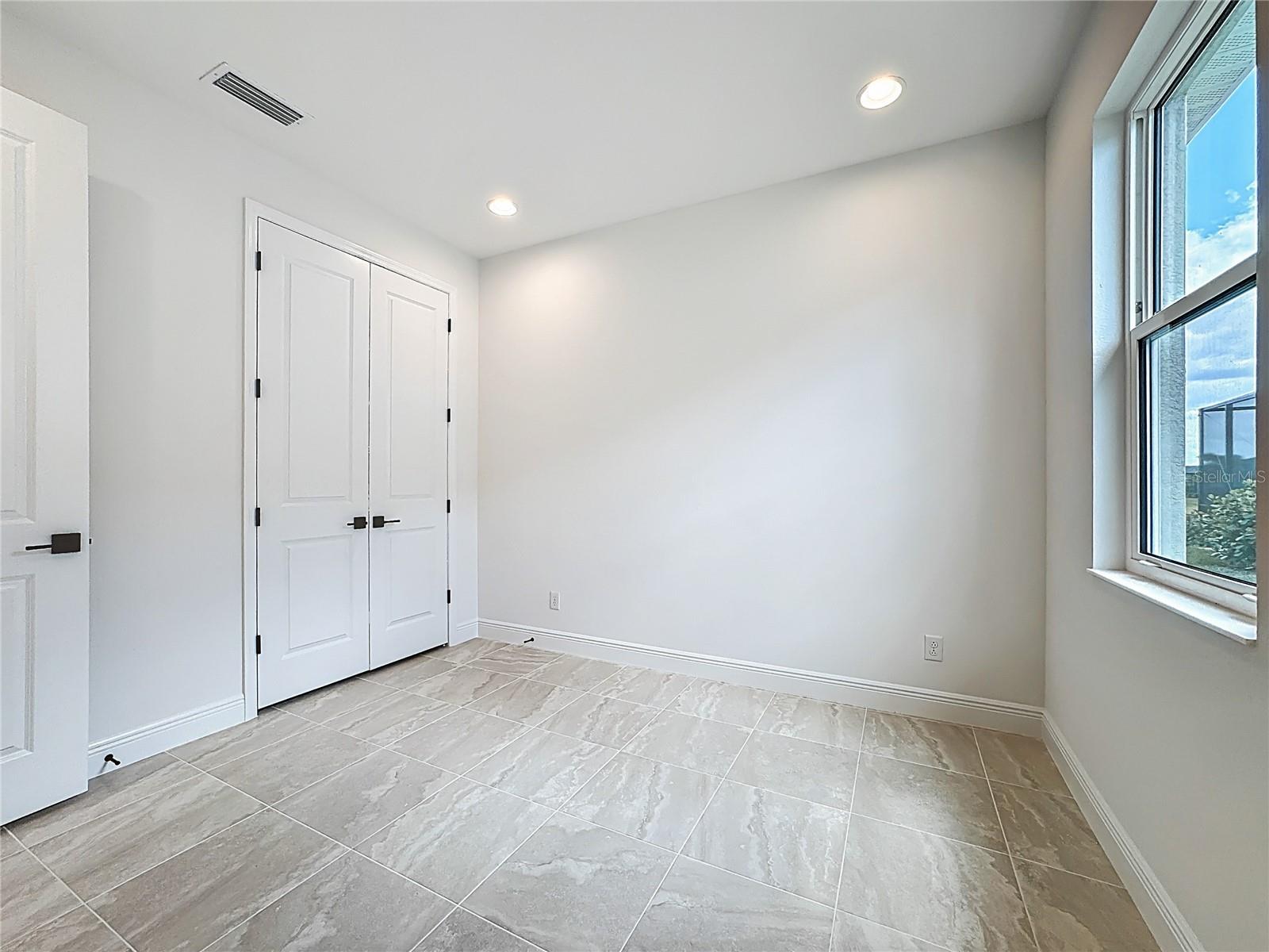4214 Sea Marsh Pl Property Photo 29